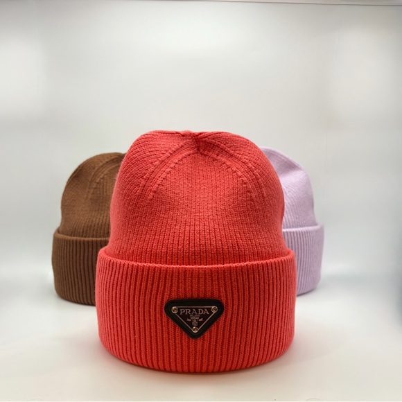 NEW knitted cuffed beanie Hat (Red-Orange) - Picture 6 of 6